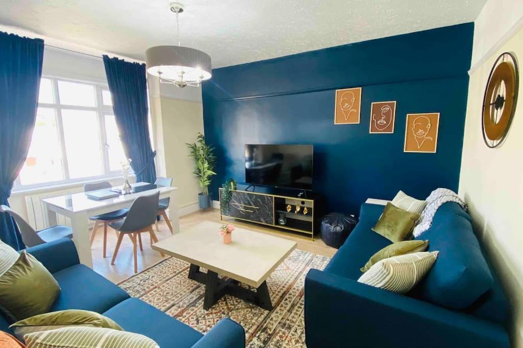 Family Marine Apartment With Sea View Долиш Екстериор снимка